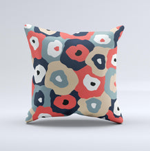 Cargar imagen en el visor de la galería, Cojín decorativo voluminoso con flores de colores fusionadas con tinta
