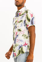 Cargar imagen en el visor de la galería, HAWAIIAN BUTTON DOWN SHIRT