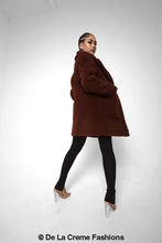 Cargar imagen en el visor de la galería, Abrigo Jacqueline Oversized Teddy Coat