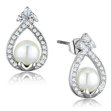 Cargar imagen en el visor de la galería, Pendiente Rhodium Brass Earrings with Synthetic Pearl in White
