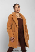 Cargar imagen en el visor de la galería, Abrigo Jacqueline Oversized Teddy Coat
