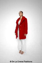 Cargar imagen en el visor de la galería, Abrigo Jacqueline Oversized Teddy Coat
