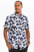 Cargar imagen en el visor de la galería, HAWAIIAN BUTTON DOWN SHIRT
